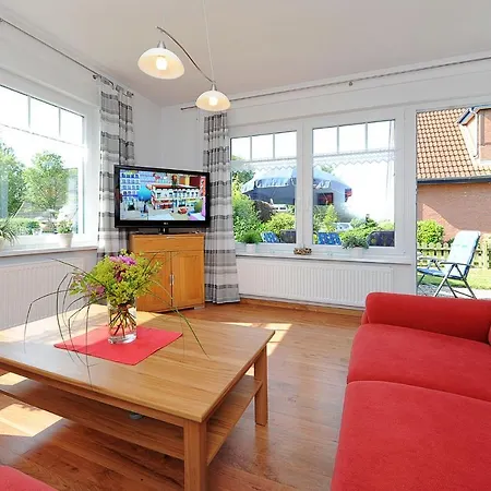 Holiday home Moewenweg Neuharlingersiel